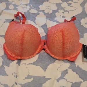 Ambrielle Lace Push-Up Bra in Peach